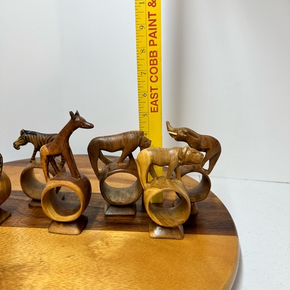 Hand Carved Vintage Wooden Safari Animal Napkin Rings 8 total. - Picture 5 of 17